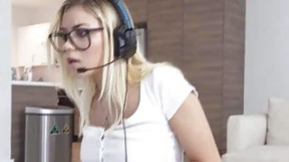 Bigtit nerd gf fucked hard while playing Thumbnail